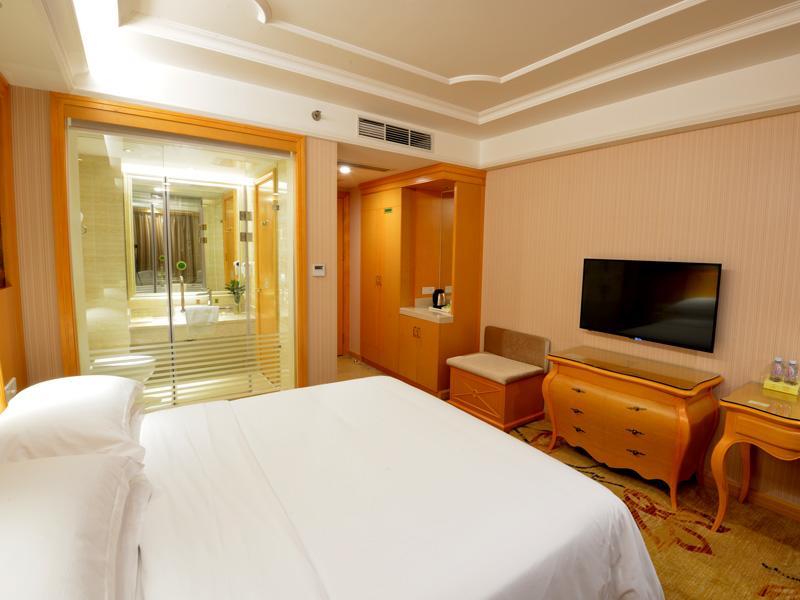 Vienna International Hotel Shenzhen Guangming Avenue Esterno foto
