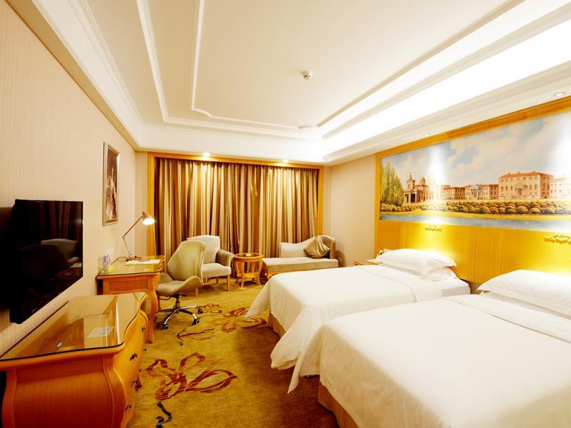 Vienna International Hotel Shenzhen Guangming Avenue Esterno foto